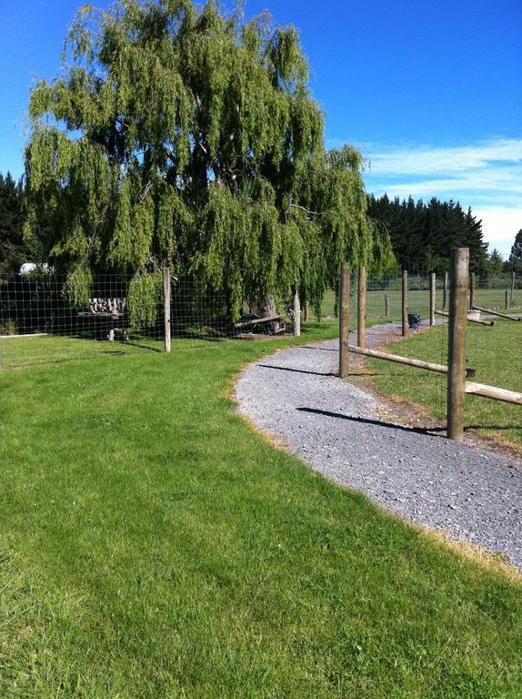 The Meadows Villa Christchurch Exterior photo