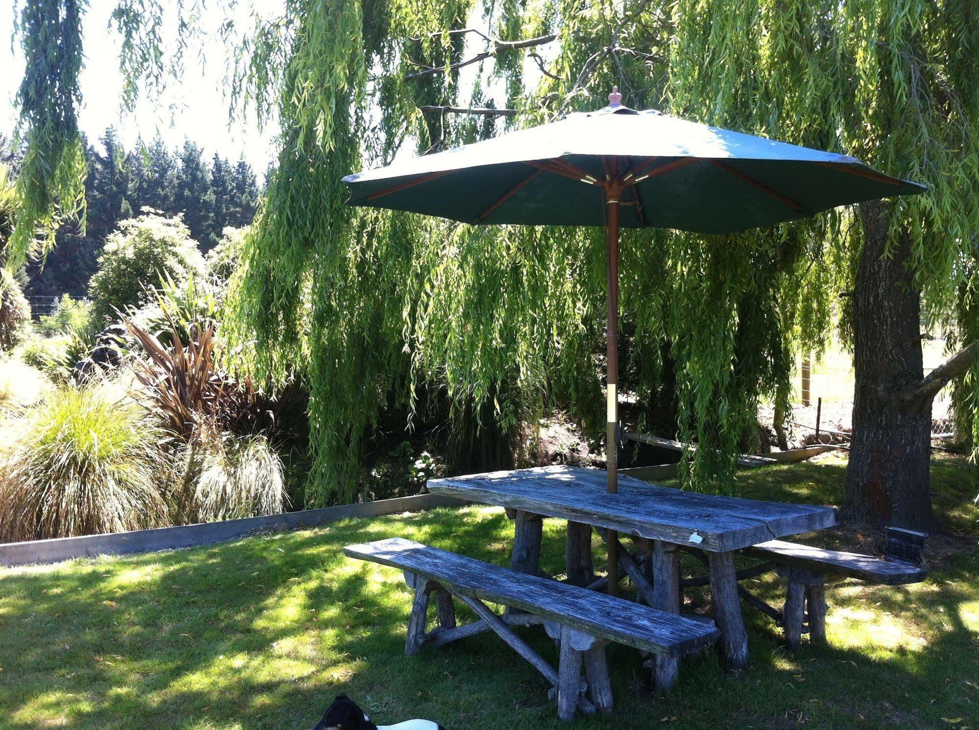 The Meadows Villa Christchurch Exterior photo